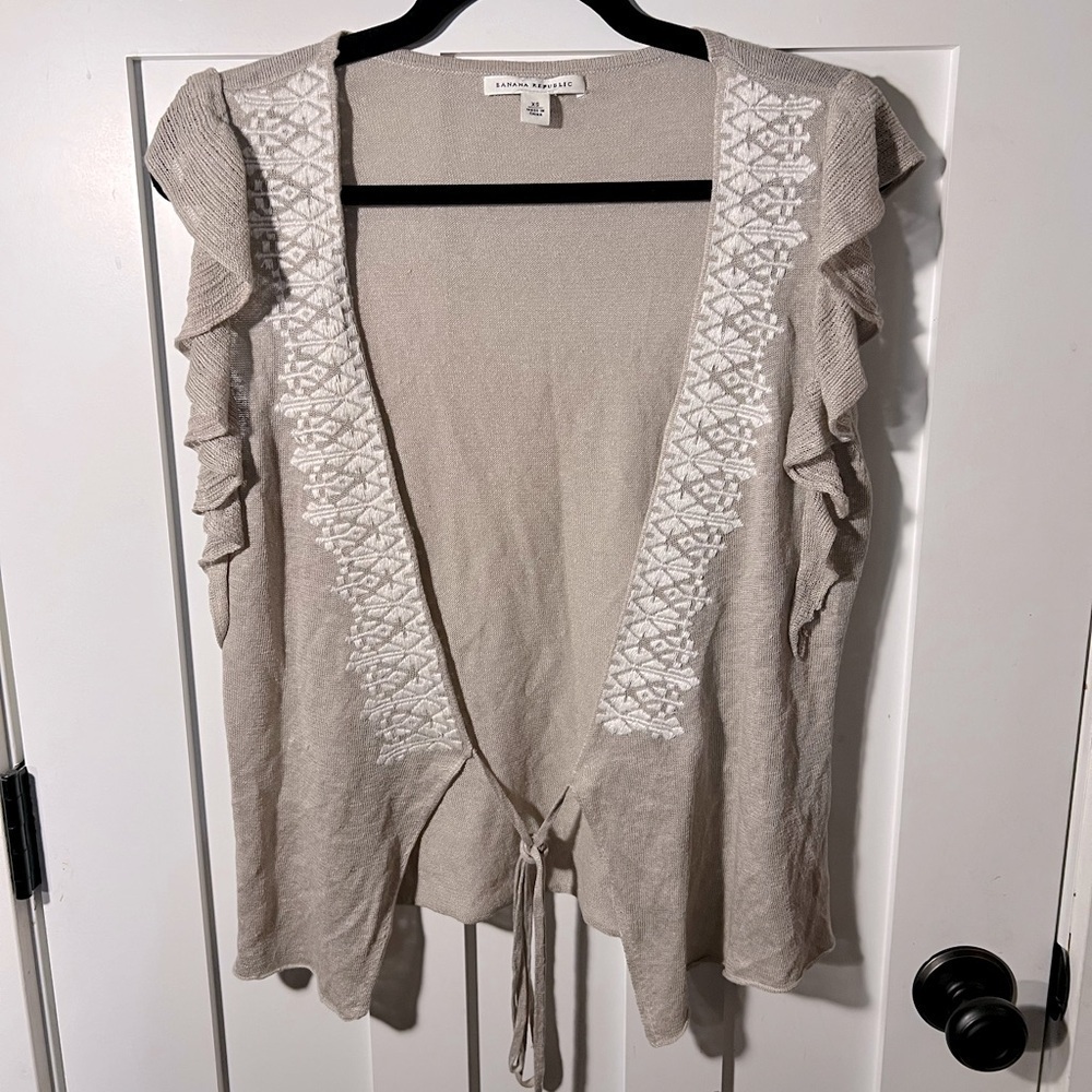 Banana Republic Linen Blend Embroidered Ruffle Tie front Top Boho XS Boho Y2K
